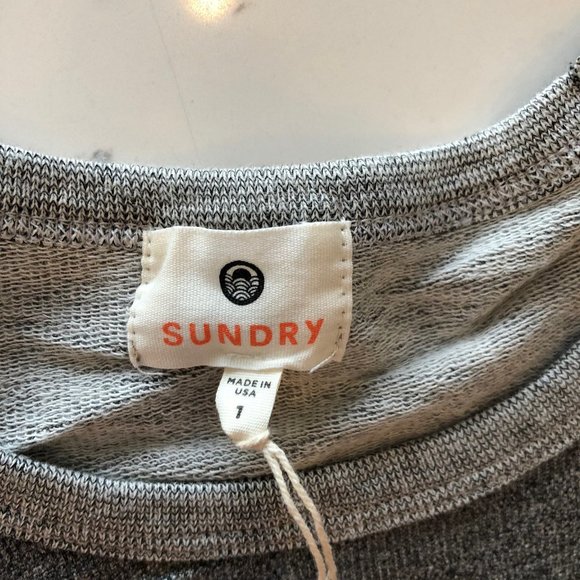 SUNDRY Obsessed Pullover in Heather Grey NWT Small - Picture 3 of 3